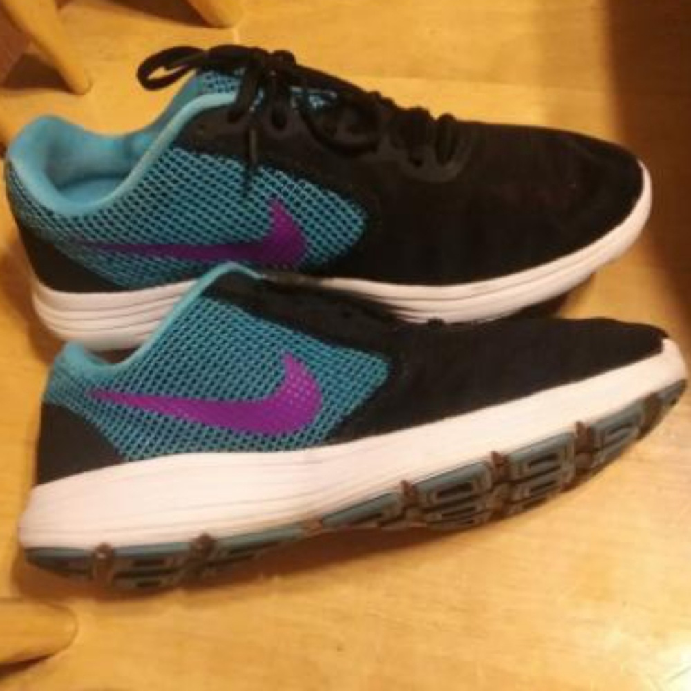 Nike shoes